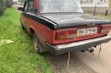 Седан ВАЗ / Lada 2107 1988 в Одессе