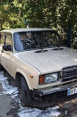 Седан ВАЗ / Lada 2107 1989 в Киеве