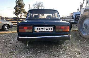 Седан ВАЗ / Lada 2107 2004 в Радомышле