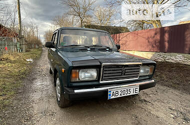 Седан ВАЗ / Lada 2107 2001 в Шаргороді