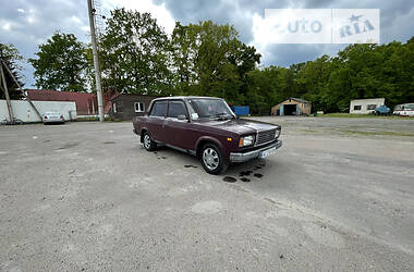 Седан ВАЗ / Lada 2107 2006 в Луцке