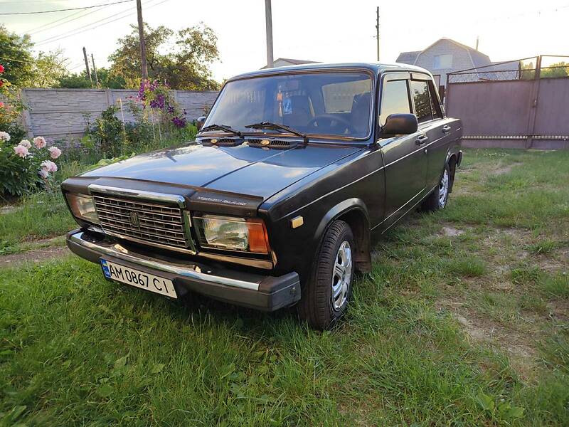 Седан ВАЗ / Lada 2107 2007 в Бердичеве