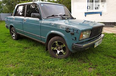 Седан ВАЗ / Lada 2107 2004 в Богуславе