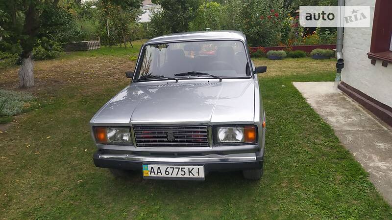 Седан ВАЗ / Lada 2107 2011 в Яготине