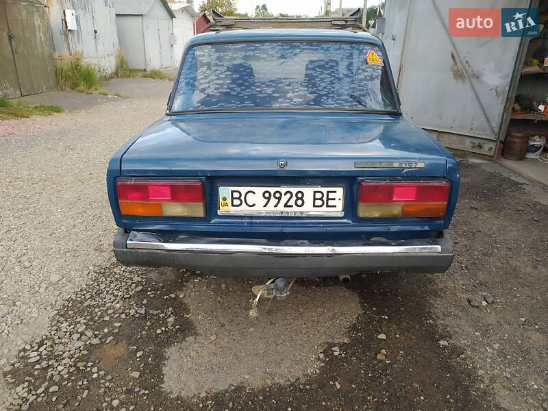 Седан ВАЗ / Lada 2107 2003 в Дрогобичі