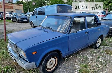 Седан ВАЗ / Lada 2107 2005 в Хмельницком