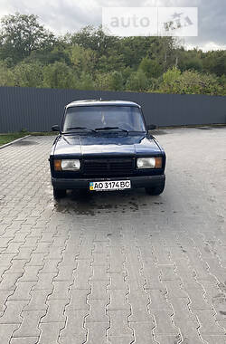 Седан ВАЗ / Lada 2107 2003 в Иршаве