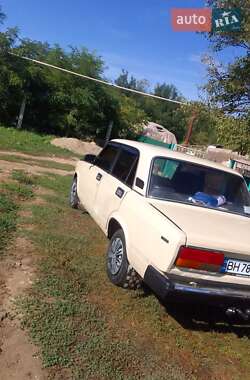 Седан ВАЗ / Lada 2107 1987 в Одессе