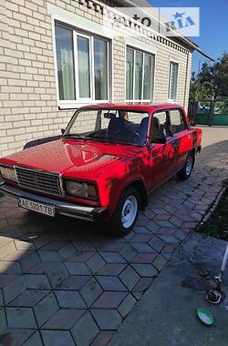 Седан ВАЗ / Lada 2107 1992 в Верхнеднепровске