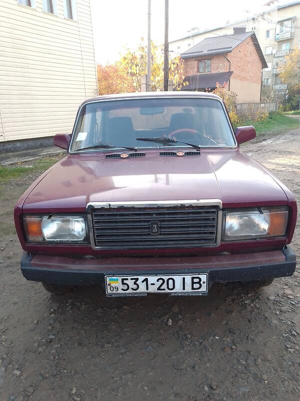 Седан ВАЗ / Lada 2107 1989 в Ивано-Франковске