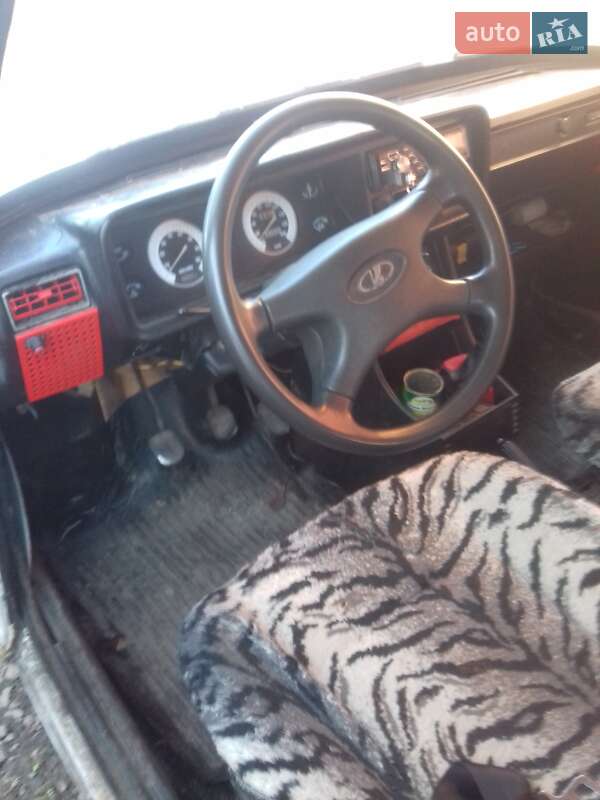 Седан ВАЗ / Lada 2107 1991 в Городке