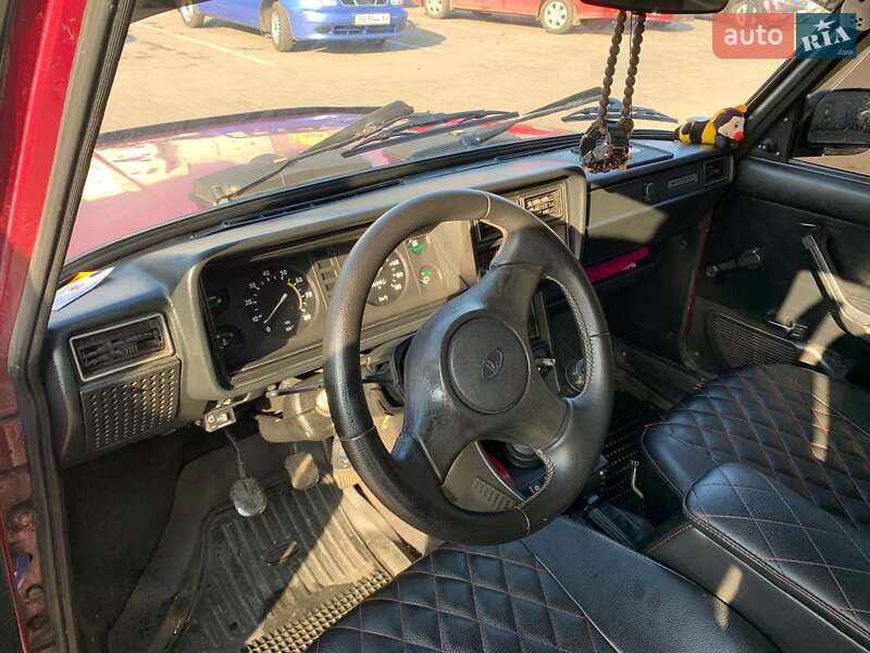 Седан ВАЗ / Lada 2107 2004 в Павлограді