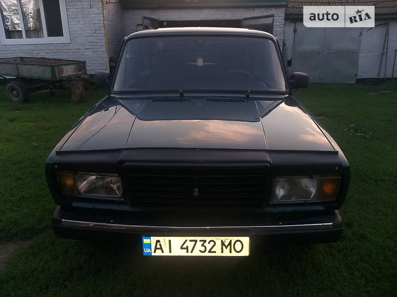 Седан ВАЗ / Lada 2107 2003 в Броварах