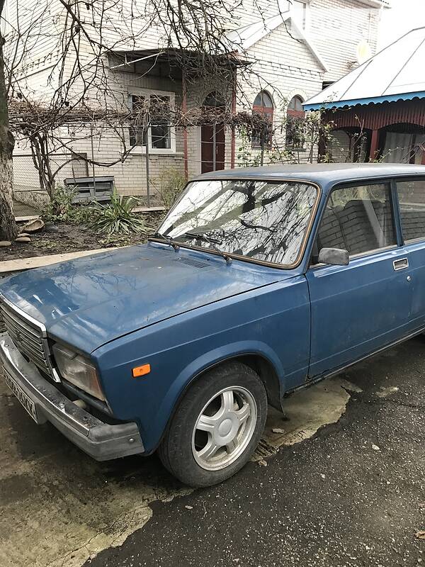 Седан ВАЗ / Lada 2107 2002 в Білій Церкві