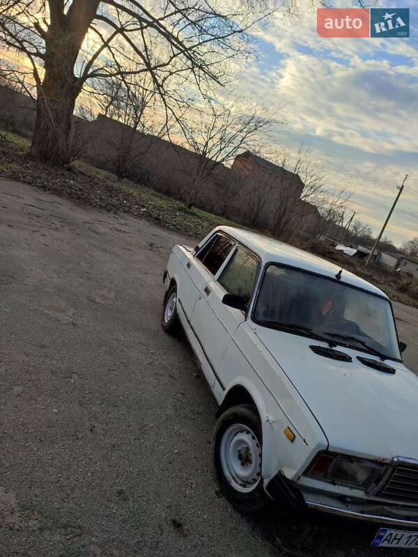 Седан ВАЗ / Lada 2107 1989 в Томаковке