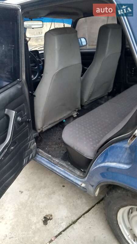 Седан ВАЗ / Lada 2107 2003 в Ужгороде