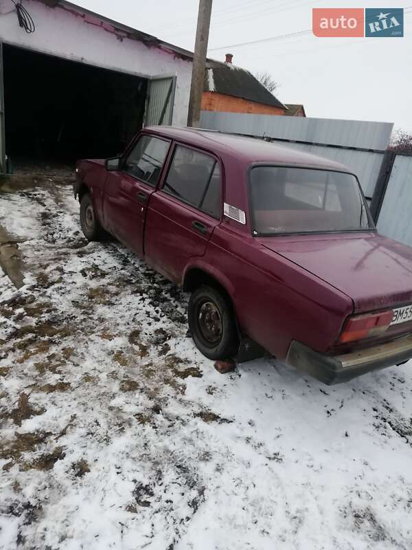 Седан ВАЗ / Lada 2107 1986 в Сумах