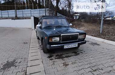 Седан ВАЗ / Lada 2107 2003 в Чернівцях