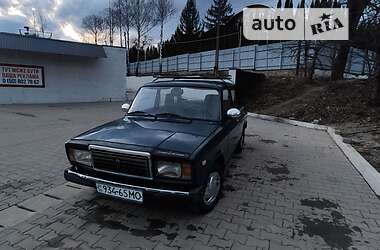 Седан ВАЗ / Lada 2107 2003 в Черновцах