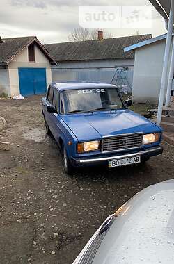 Седан ВАЗ / Lada 2107 2005 в Ивановке