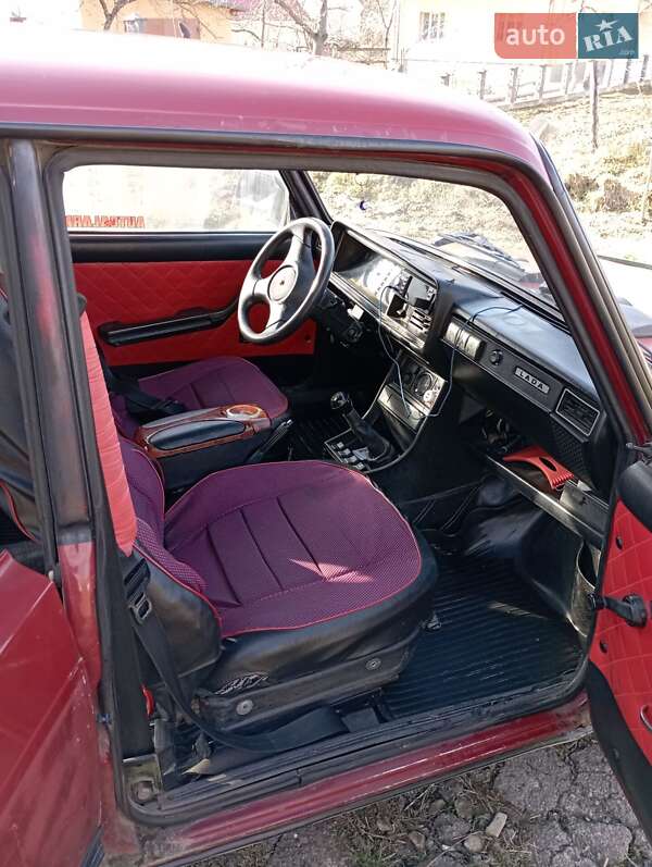 Седан ВАЗ / Lada 2107 1995 в Старому Самборі