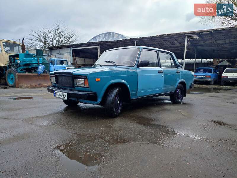 Седан ВАЗ / Lada 2107 2003 в Одесі