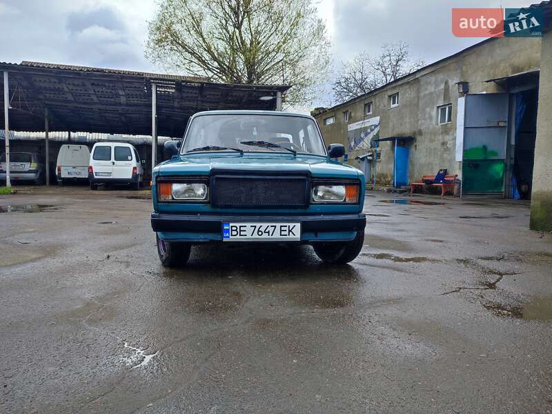 Седан ВАЗ / Lada 2107 2003 в Одесі
