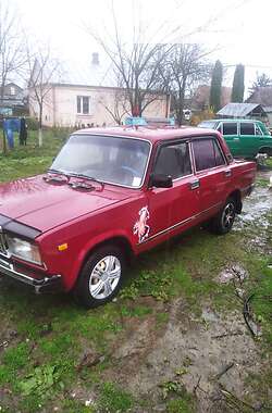 Седан ВАЗ / Lada 2107 1997 в Луцке