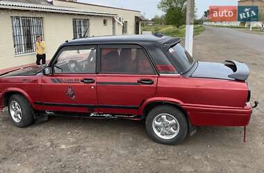 Седан ВАЗ / Lada 2107 1989 в Білгороді-Дністровському
