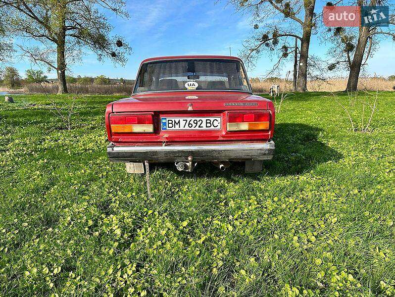 Седан ВАЗ / Lada 2107 1990 в Ромнах