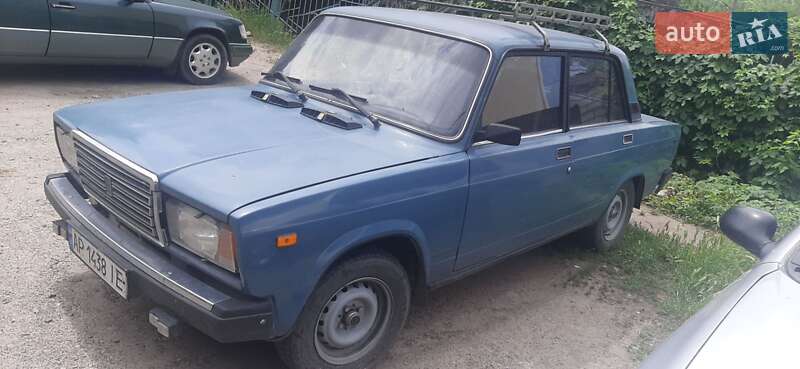 Седан ВАЗ / Lada 2107 2003 в Кропивницькому