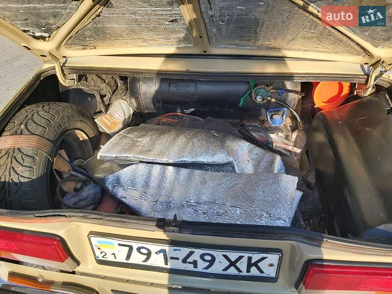 Седан ВАЗ / Lada 2107 1983 в Дніпрі