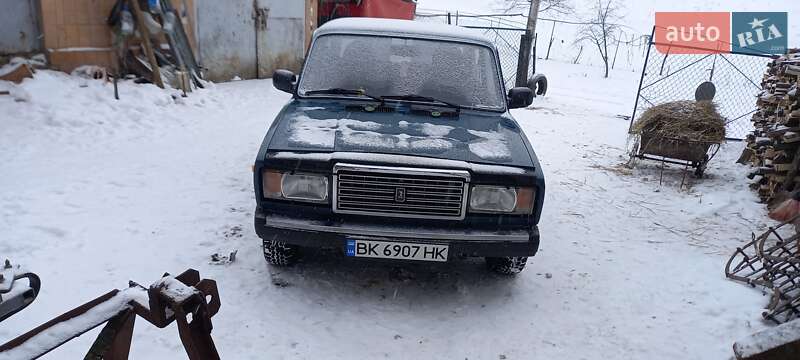 Седан ВАЗ / Lada 2107 1997 в Рівному