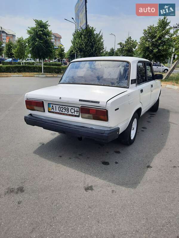 Седан ВАЗ / Lada 2107 1987 в Буче