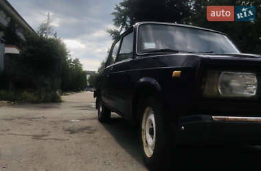 Седан ВАЗ / Lada 2107 2003 в Ужгороді