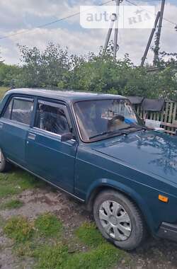 Седан ВАЗ / Lada 2107 2004 в Изяславе