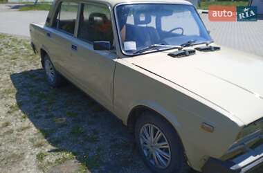 Седан ВАЗ / Lada 2107 1989 в Сторожинце