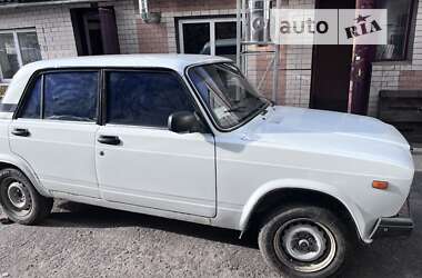 Седан ВАЗ / Lada 2107 2004 в Хмельницькому