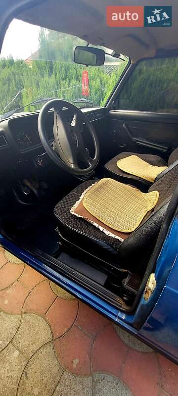 Седан ВАЗ / Lada 2107 2004 в Виноградові