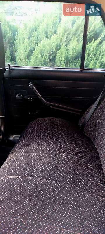 Седан ВАЗ / Lada 2107 2004 в Виноградові