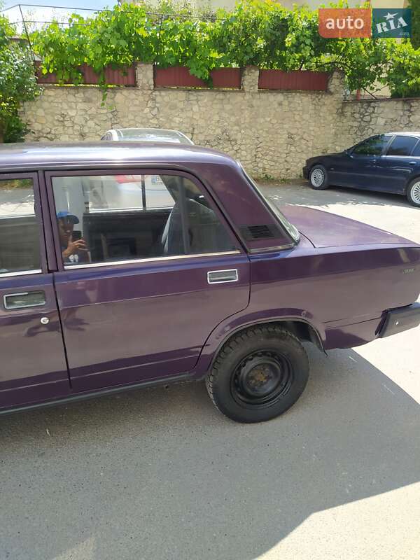 Седан ВАЗ / Lada 2107 2004 в Тернополі