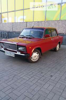 Седан ВАЗ / Lada 2107 1992 в Кам'янському