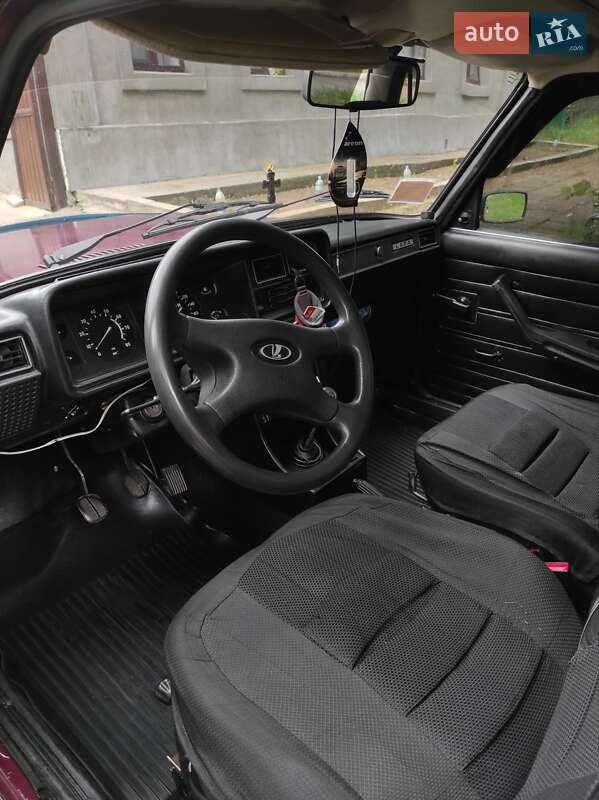 Седан ВАЗ / Lada 2107 2002 в Болграде