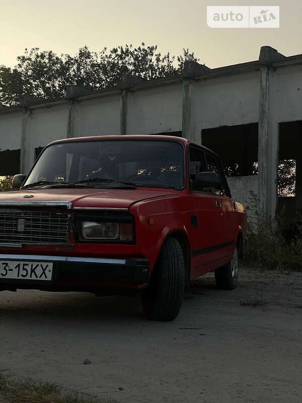Седан ВАЗ / Lada 2107 1985 в Києві