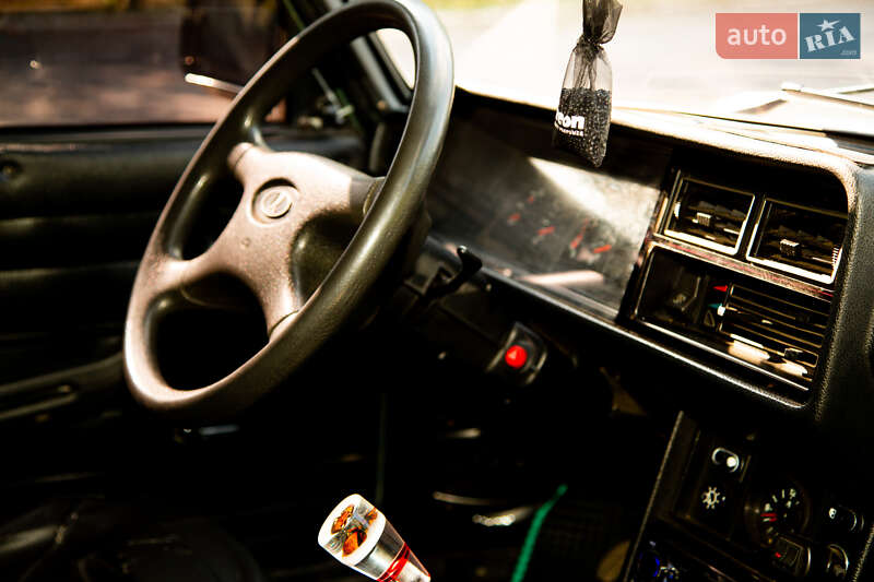 Седан ВАЗ / Lada 2107 2008 в Покровском