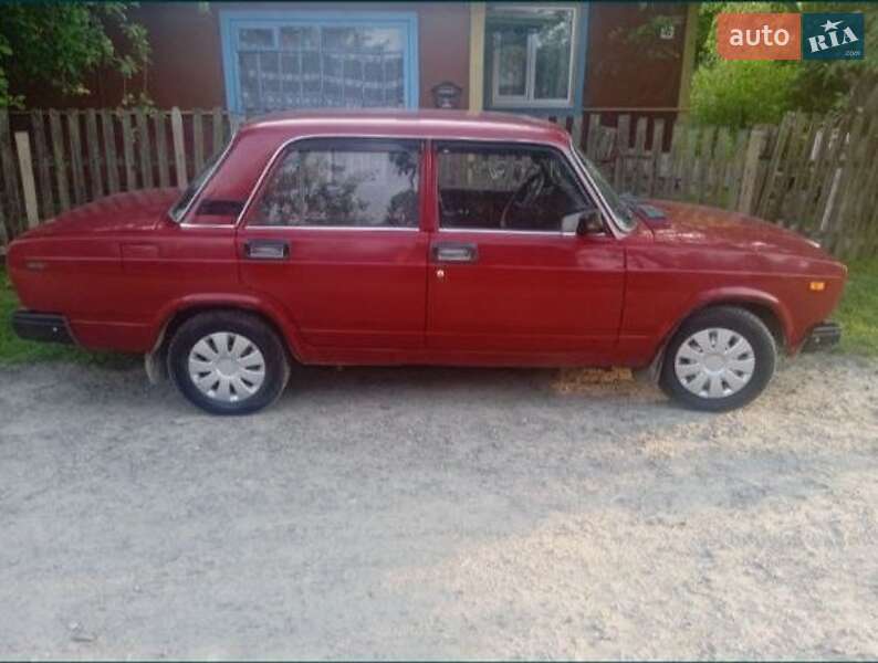 Седан ВАЗ / Lada 2107 1991 в Луцке