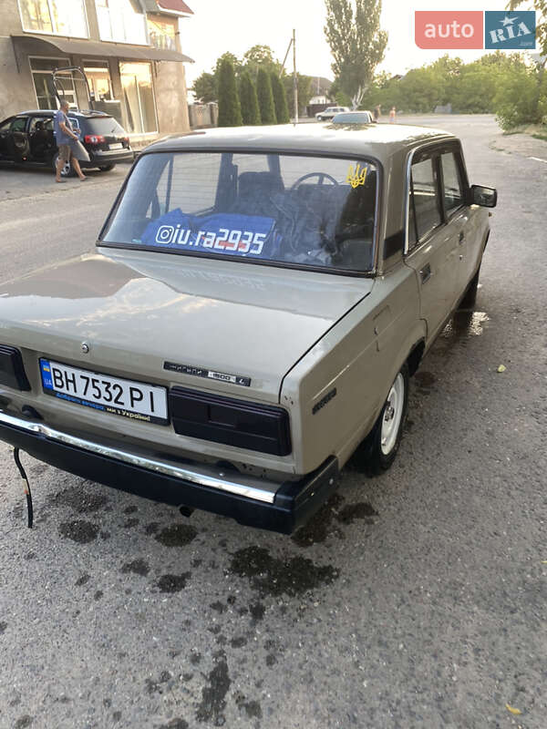 Седан ВАЗ / Lada 2107 1987 в Березанке