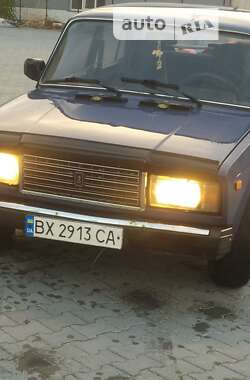 Седан ВАЗ / Lada 2107 2005 в Хмельницком