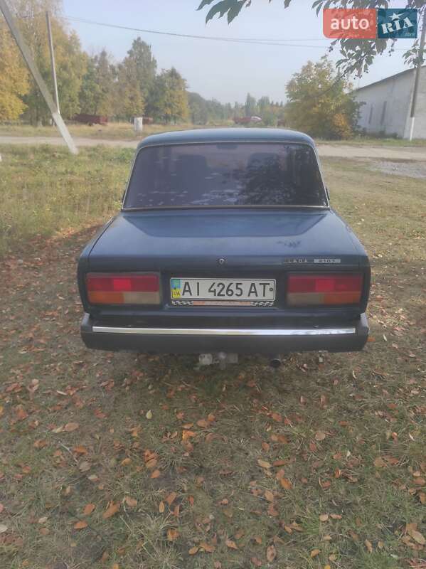 Седан ВАЗ / Lada 2107 2004 в Тетиеве