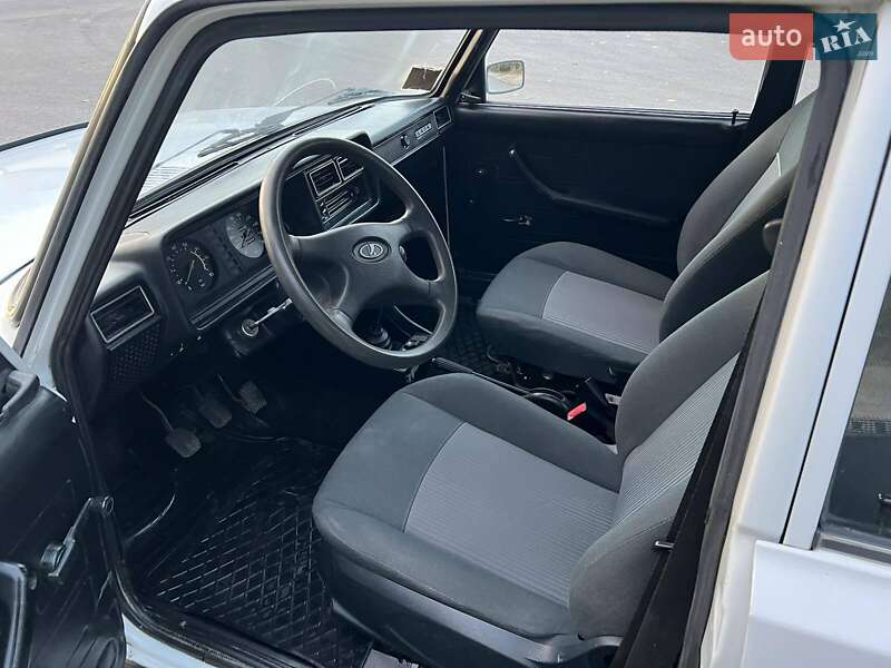 Седан ВАЗ / Lada 2107 2006 в Запоріжжі